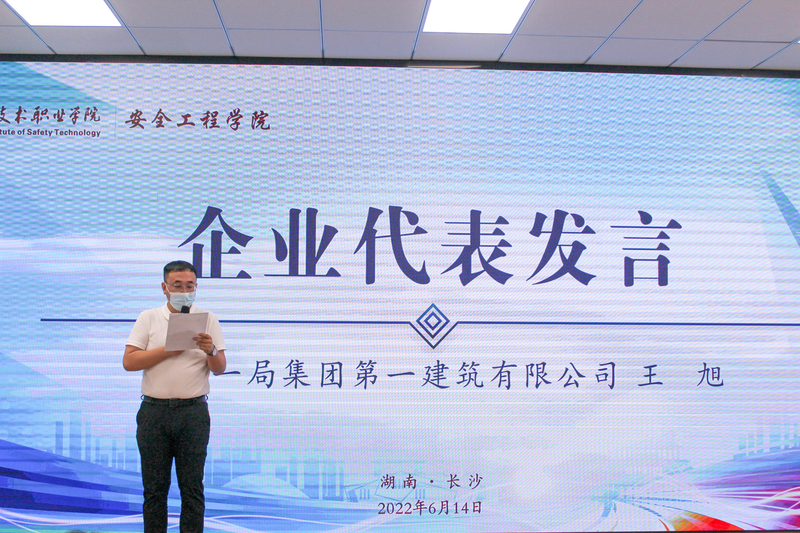 1655283521921007950.jpg IMG_1379.jpg