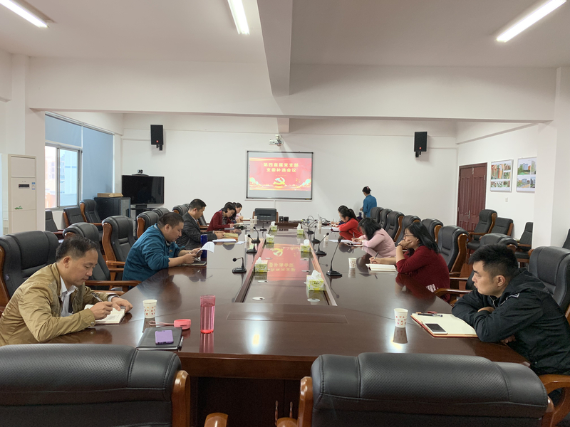 1540456862803015606.jpg 2.jpg